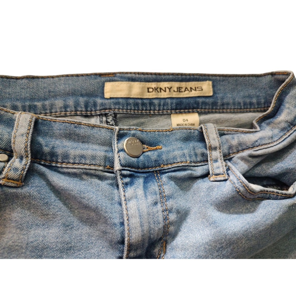DKNY Jeans Denim Bermuda Short Blue Stretch Mid Rise Embroidered Womens Four